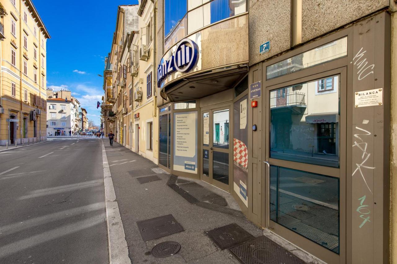 Apartamento The Heart And Soul Of Rijeka Exterior foto